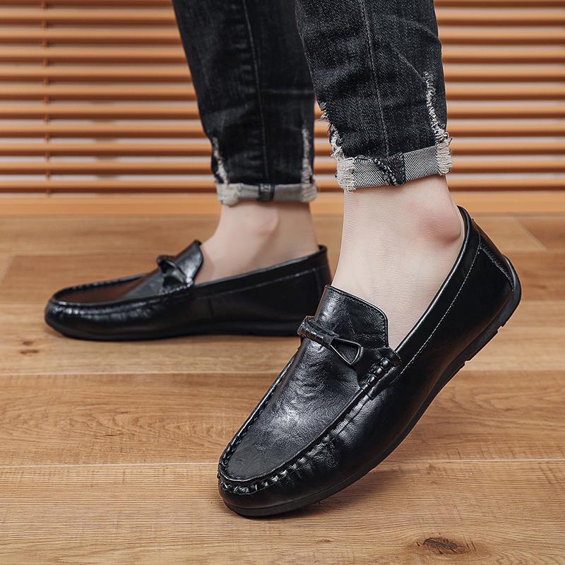 Fashion 2025 Men's Leather Loafers Slip On Business Casual Shoes For Men Waterproof Driving Shoes Comfortable Soft Designer Shoes