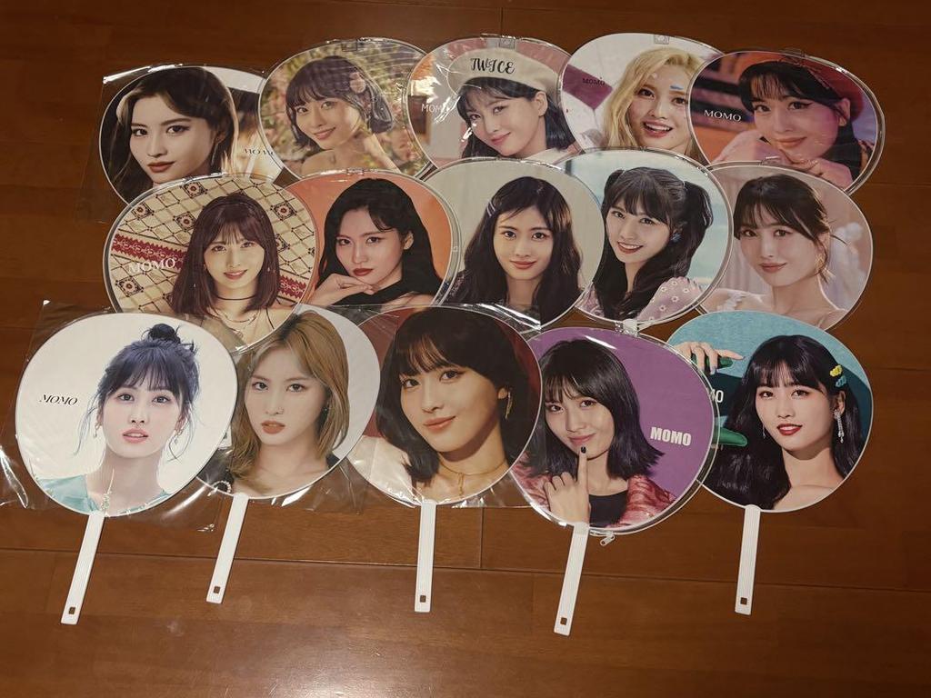 [USED] TWICE MOMO Momo fan