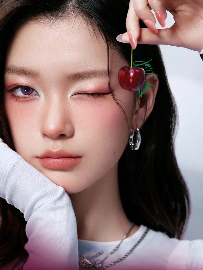 Little ONDINE Berry Mist Blush 01/02, Cream-To-Powder Velvet Matte Finish, Lightweight Non-Caking Texture, Long-Lasting Oil Control, Pore-Blurring