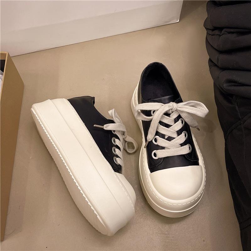 Versatile Ugly Cute Round Head Platform Popular Muffin Canvas Shoes Women's 2025 Spring New Big Head Casual Board Shoes Trend