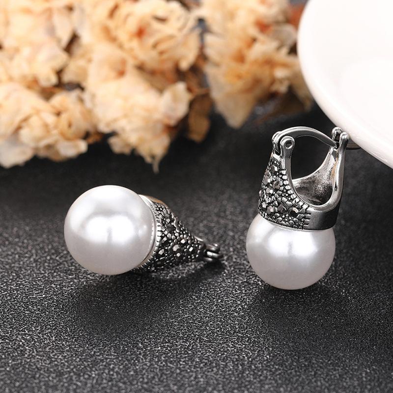 2-piece Jewelry Set Earrings + Necklace Retro Geometric Art Ethnic Style Women's Accessories Suitable for Daily Wear