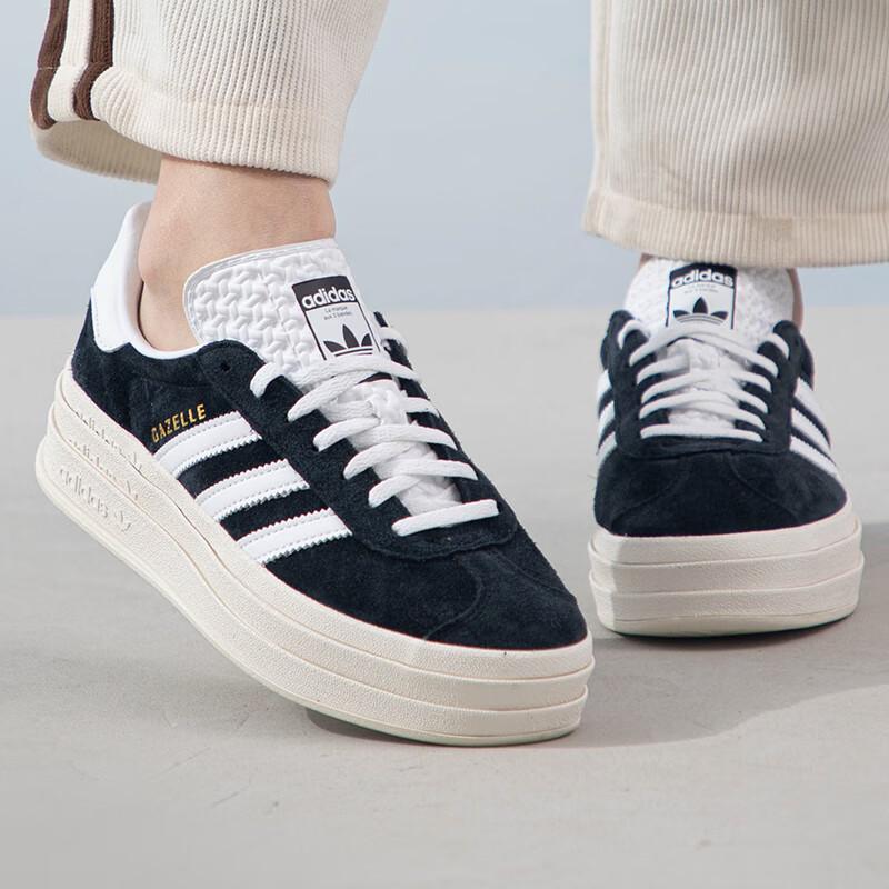 Adidas Originals Women s HQ6912 Low-top Sneakers 38.5