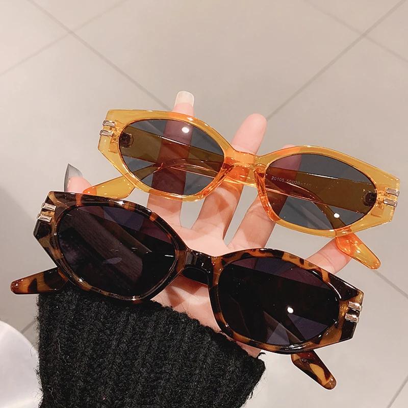 Y2K Rivet Cat Eye Sunglasses Women Men Luxury Designer Vintage Punk Hip Hop Shades UV400 Protection