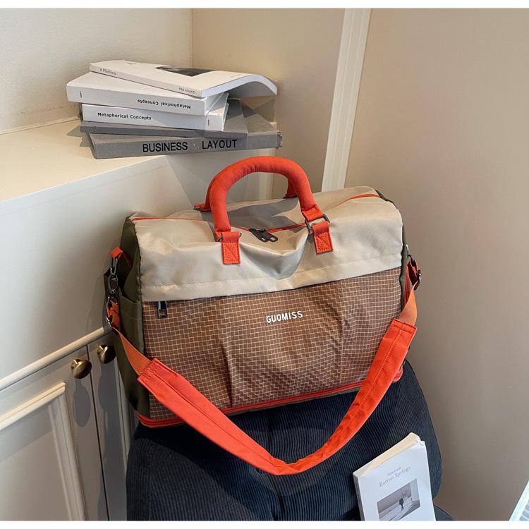 

Color Block Patchwork Travel Bag with Shoe Compartment, Wet/Dry Separation, and Expandable Design коричневый