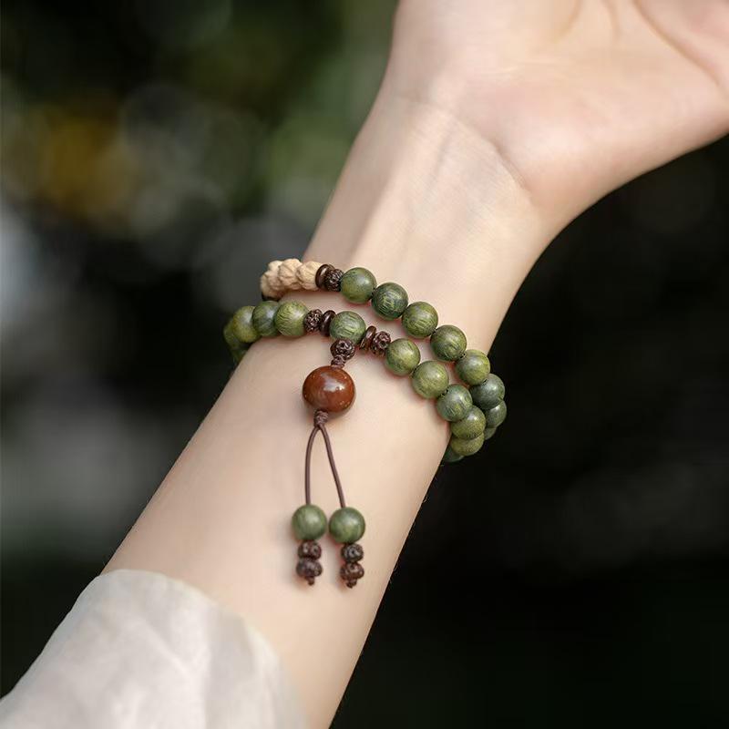 Green Sandalwood Double Circle Bracelet: Wenwan Buddhist Beads for Wealth and Fortune, Unisex
