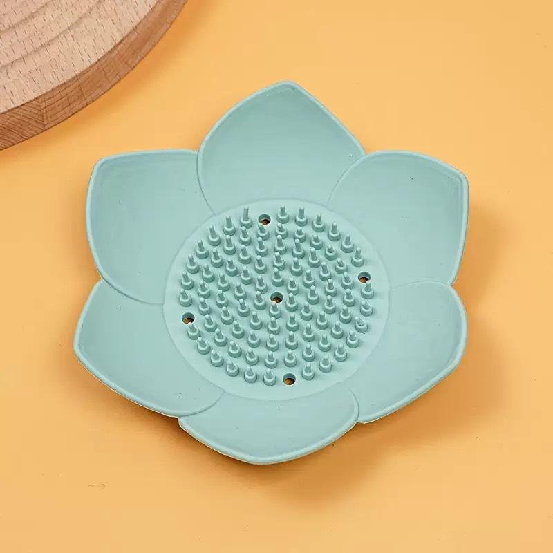 Lotus Design Silicone Soap Dish Self Draining Non-Slip Soap Holder Portable for Bathroom Kitchen Home Camping Use
