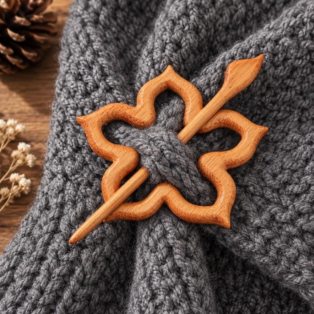 2pcs Handmade Wooden Flower Brooch Flower Shaped Scarf Buckle Brooch Wooden Brooch Pins For Sweater
