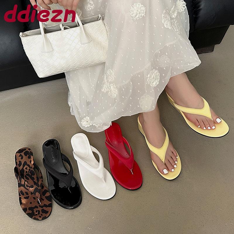 Fashion Round Toe Ladies Wedges Slippers Heeled Shoes Summer Beach Flip Flops Fashion Wedges Women Slippers Female Slides Sandals Pumps