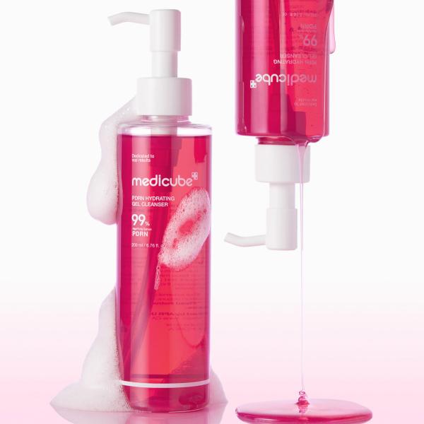 Medicube PDRN Gel-to-Foam Cleanser 200 Ml (3 Options)
