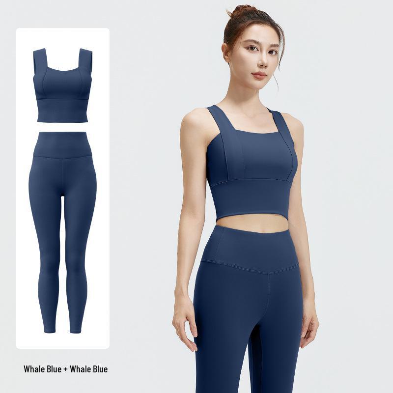 "Juyitang Peach Yoga Set: Shockproof Medium Support for Indoor Running & Fitness"