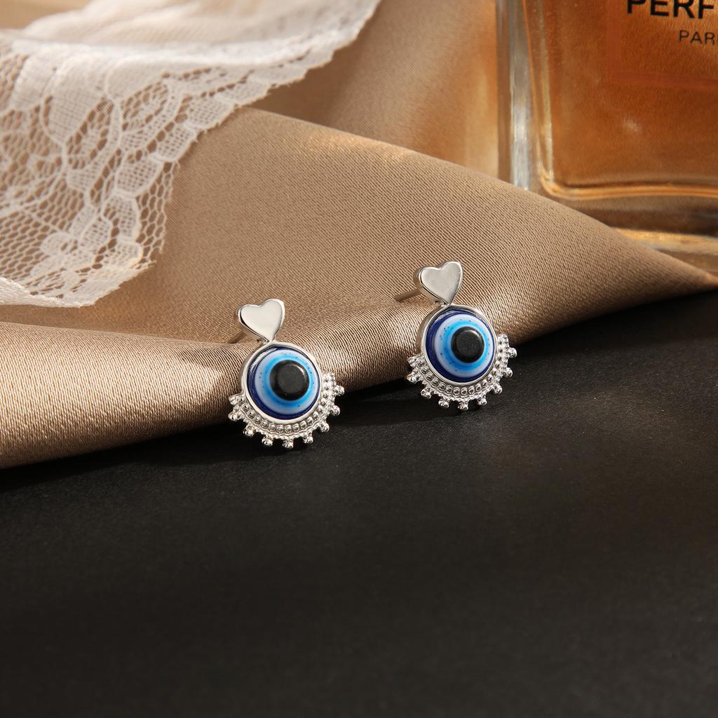 Customized Professional Design, Stainless Steel 18K Electroplating Real Gold, European and American Love Design, Eye Studs, Earrings, Women