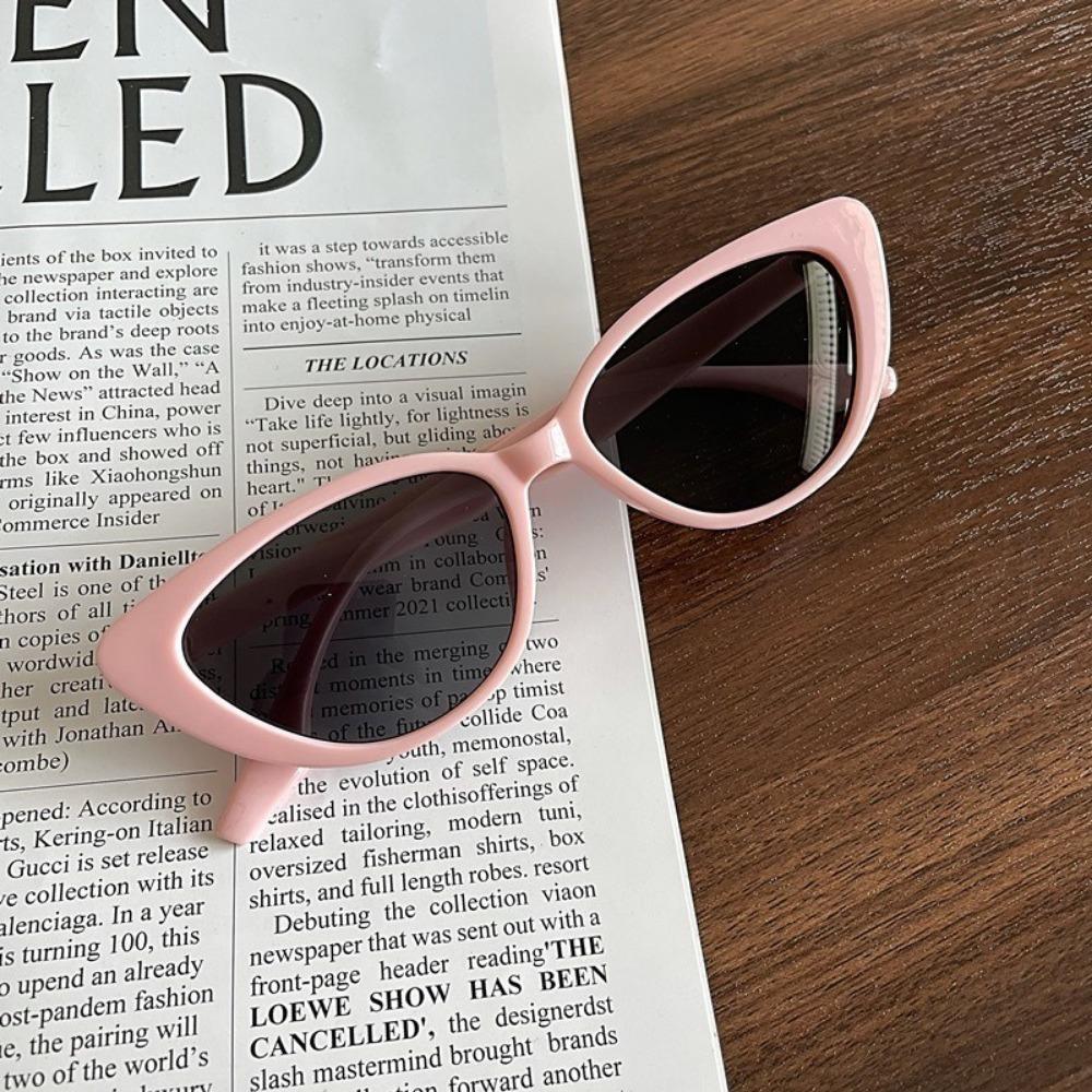 4PCS Sunglasses for Women Eyeglasses Fashion Eyewear with Retro Style Hip-hop Small Cat Eye Sunglasses