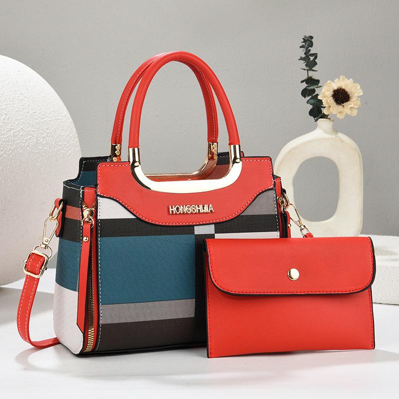 Bag Large Capacity Women's 2025 New Fashion Shoulder Messenger Bag Versatile High Sense Tote Bag Women's Bag Tide