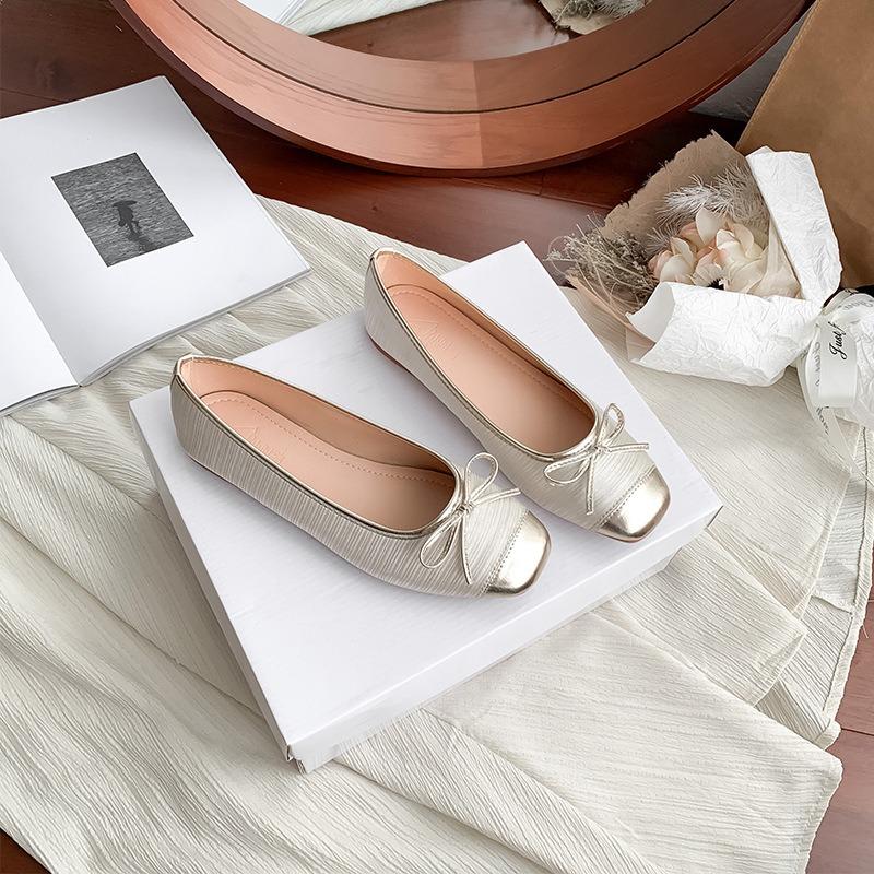 Single Shoes Women's New Summer Shallow Mouth Square Head Flat Bottom Versatile Soft Bottom Soft Surface Comfortable and Breathable