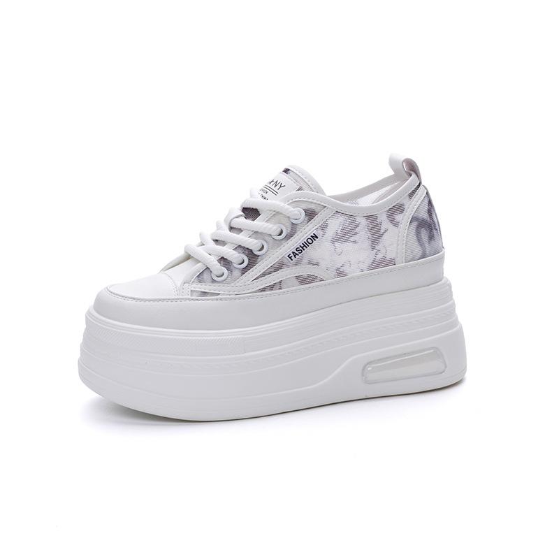Special mesh dad shoes women's 2025 summer new casual shoes French round head thick sole heightening student white shoes