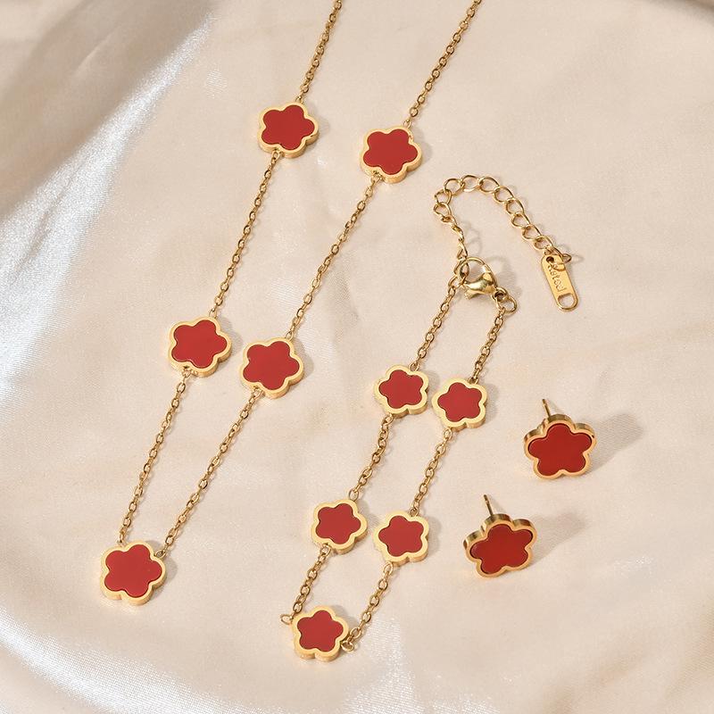 Conjunto de Joias de Aço Inoxidável Trevo de Quatro Folhas Inspirado em INS: Pulseira, Brincos de Pino e Colar para Mulheres