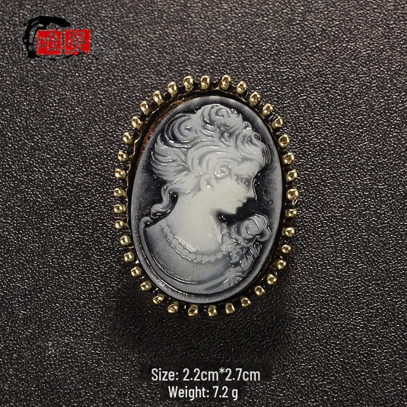 Vintage Pałacowa Broszka Portretowa z Cyrkoniami dla Dziewcząt - Idealna na Sweter, Płaszcz lub Kurtkę