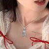 Engel Anhänger Halskette Ruhiges geflügeltes Design mit floralen Verzierungen Gotischer Fantasy Schmuck für den Alltag Geschenk