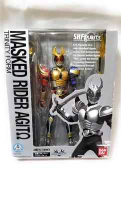 Kamen Rider Agito Trinity Form S.H.Figuarts