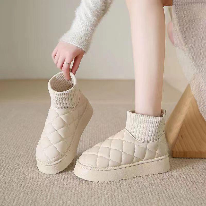 

2024 new winter Internet celebrity snow boots women s velvet thickened warm bread cotton shoes short boots platform factory 35