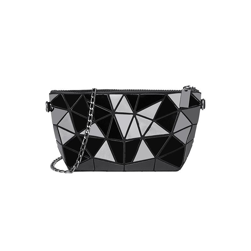 Dámská letní taška Xiaoxiangfeng 2021 New Lingge Chain Bag Street Fashion taška na jedno rameno Messenger Bag