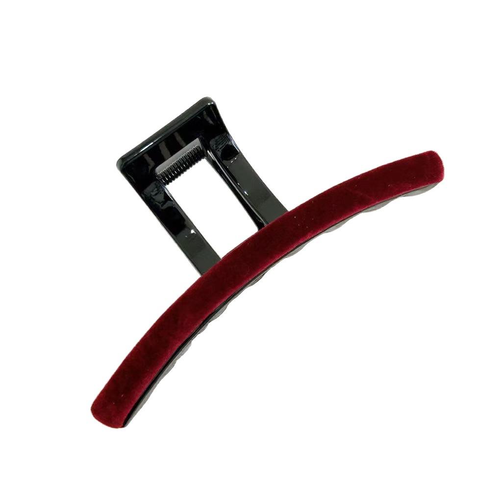 Versatile Velvet Claw Clip: Japanese & Korean Updo Hair Accessory