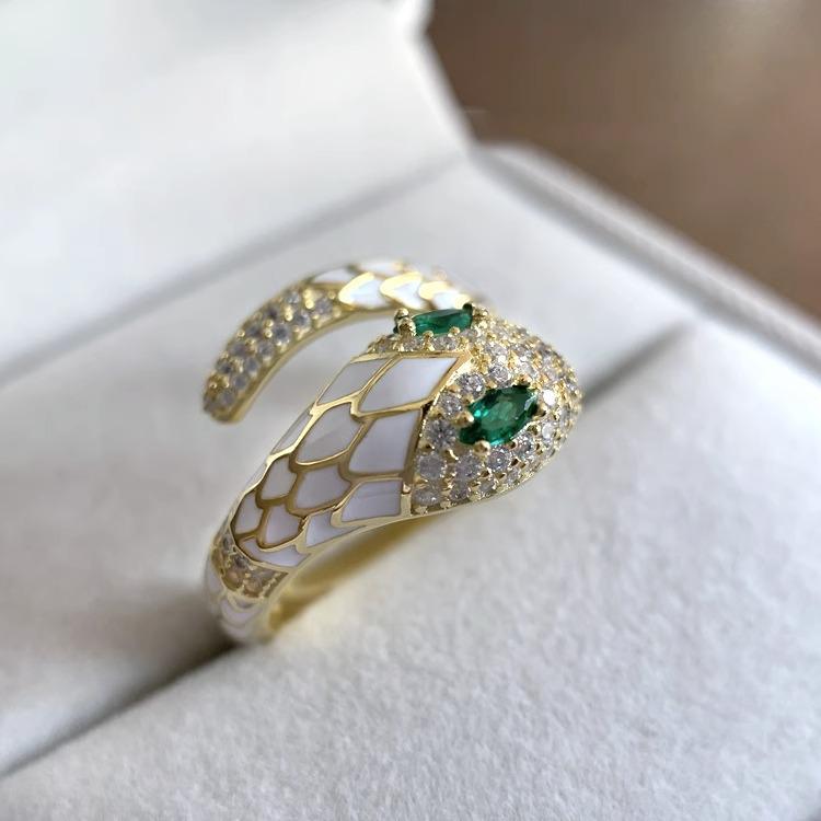 Green Snake Adjustable Open Ring with Luxury Drip Oil Design