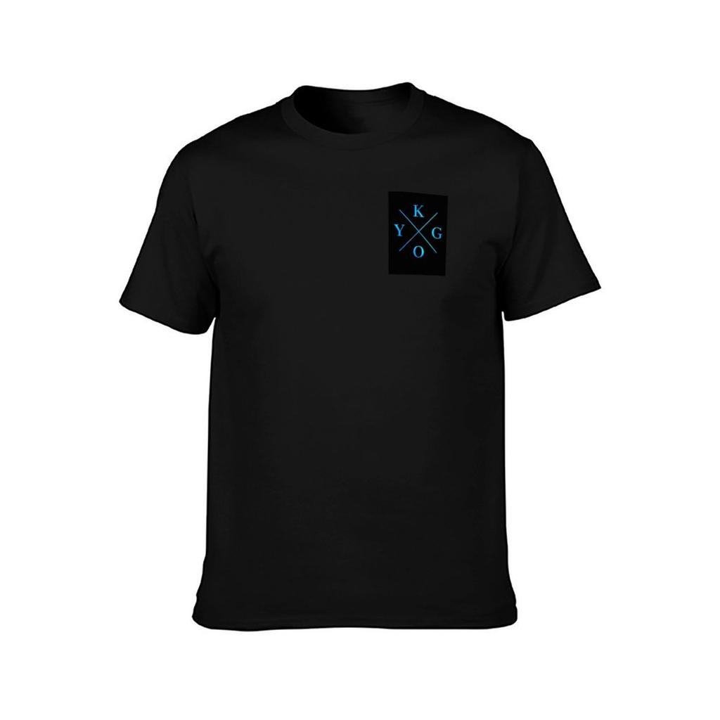 T-shirt basic con logo Kygo, tinta unita, roba anime, magliette da uomo Fruit of the Loom