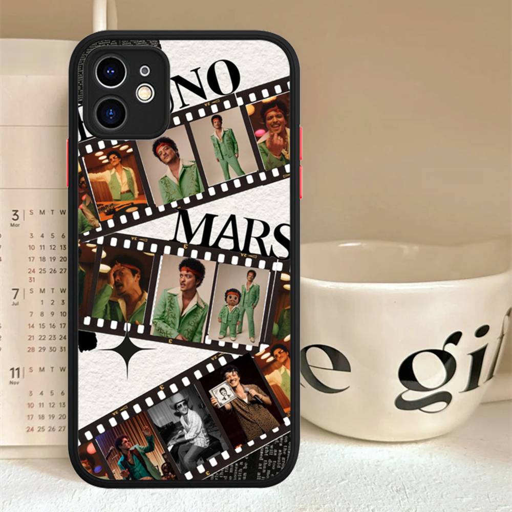 B-Bruno M-Mars Singer For IPhone 16 15 14 13 12 11 Pro Max X XS MAX Plus Translucent Black Phone Cover