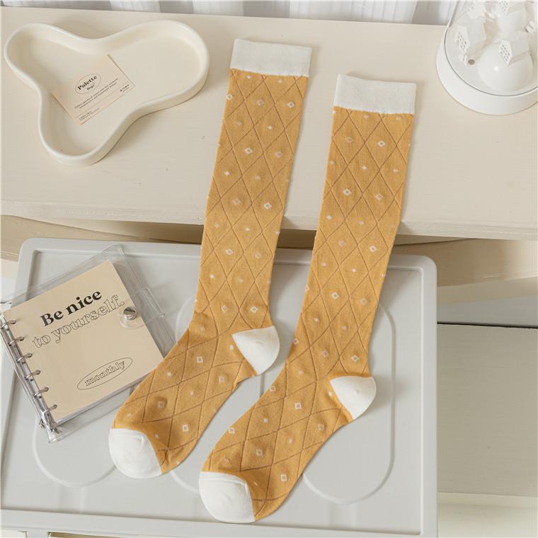 

Весенние и летние белые сетчатые носки женские средние носки-трубы японские милые чулки Lolita Jk Calf Pile One Size оранжевый