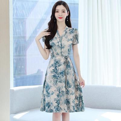 Letnia sukienka szyfonowa 2024: Krótki rękaw Długa spódnica dla modnych kobiet w wieku 40-50 lat