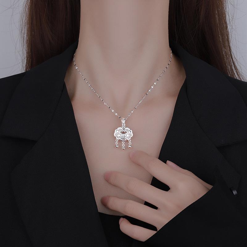 SHIAI S925 Sterling Silver Peace Lock Fu Character Retro Clavicle Chain Pendant