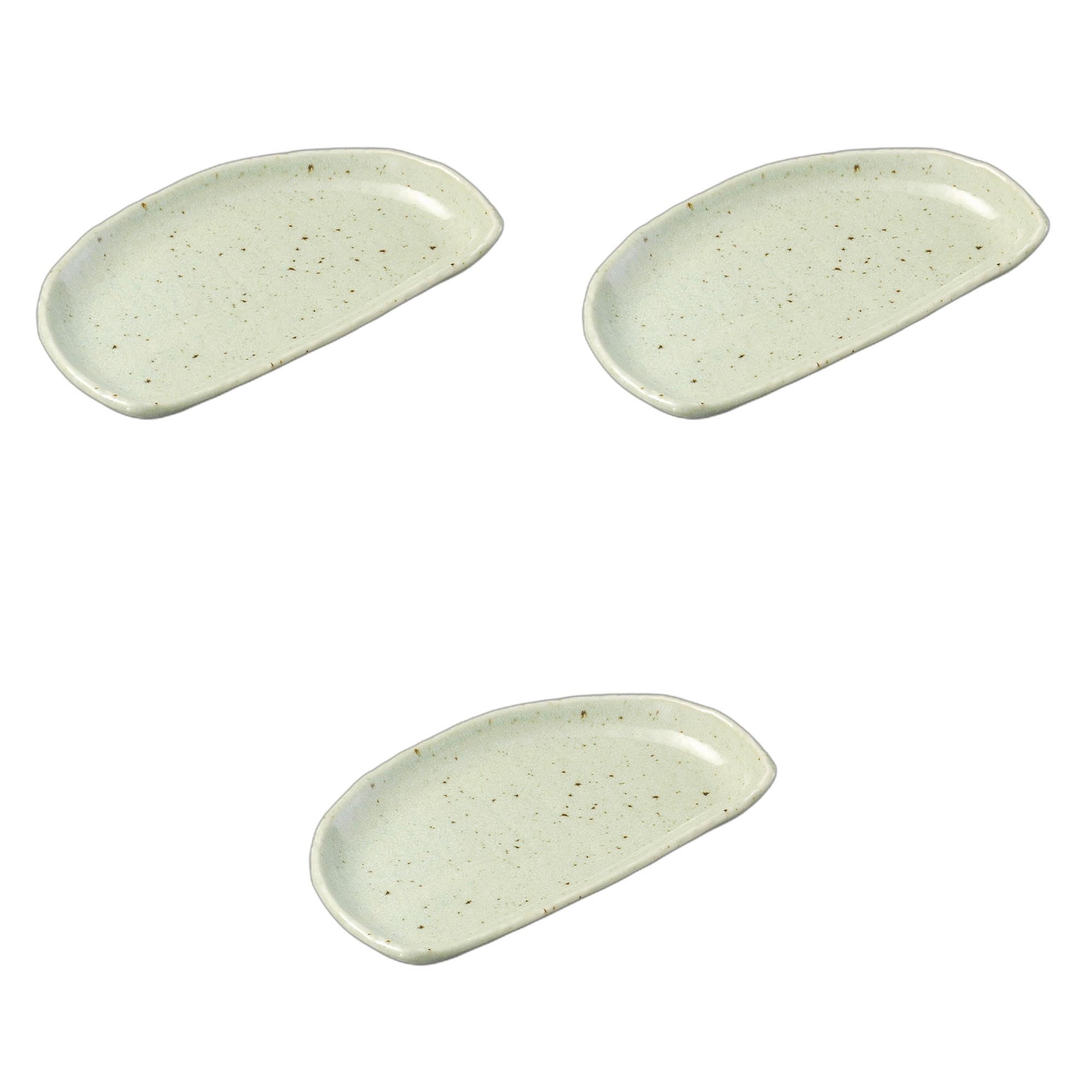 

Set of 3 Mashiko Kinkaku Kiln Pottery Plates x Irregular Shape Ceramic Plates by Setomonohonpo Half-Moon [22 12.7cm]