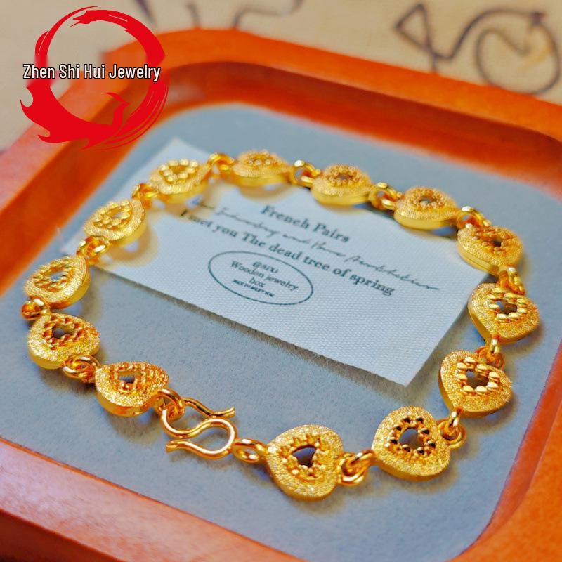Vietnamese Gold Filigree Heart Bracelet for Women - High-End Fashion Niche Jewelry