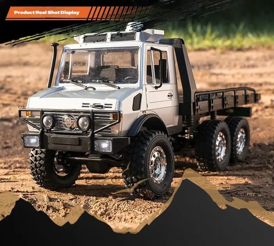 The New C8823 RC Off-Road Remote Control Car 1:18 Unimoc Six-Wheel Drive Full-Scale Climbing Car Male Gift.