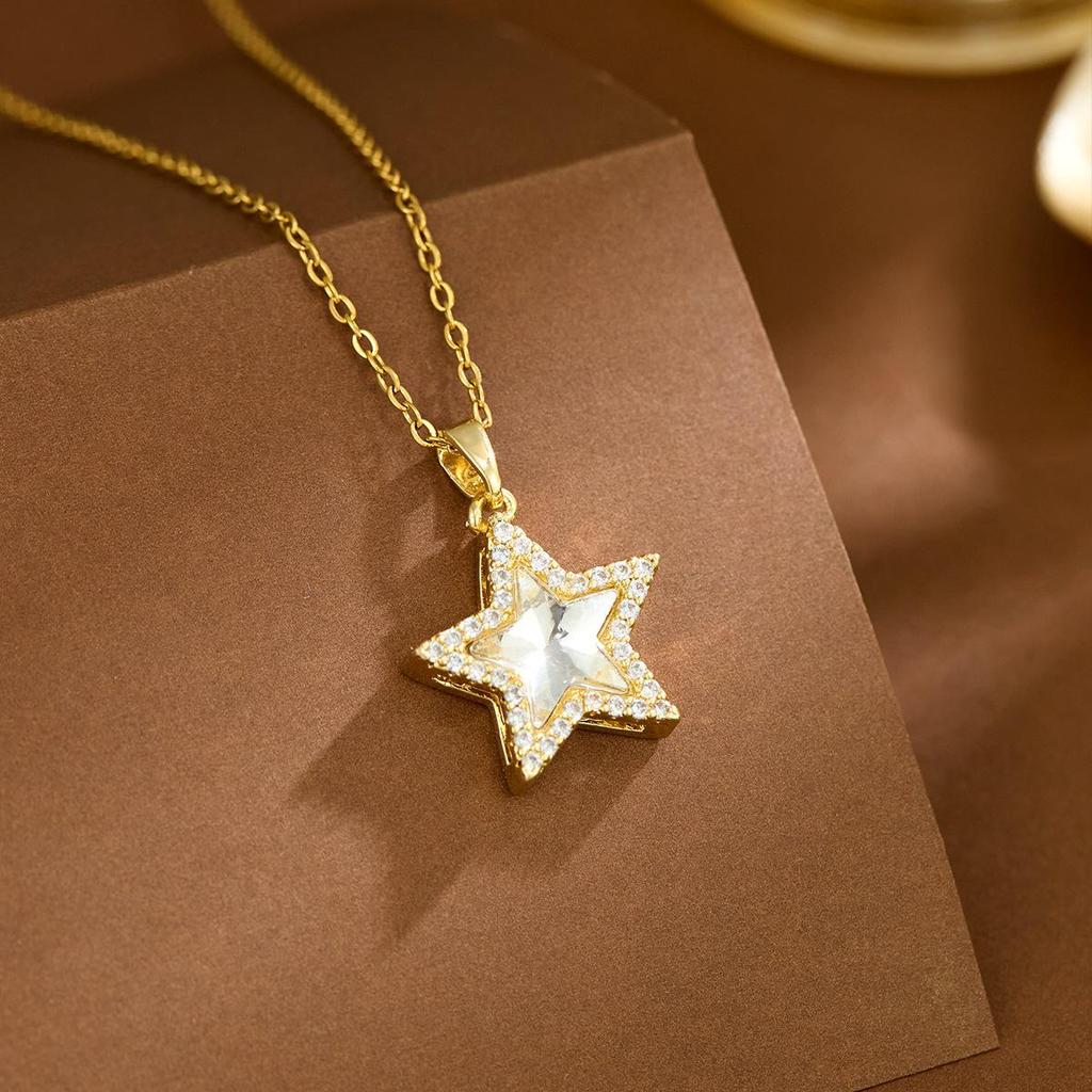 Exquisite Clavicle Chain: Women's Zircon Pentagram Pendant Necklace, Stainless Steel Jewelry, European & American Trend.