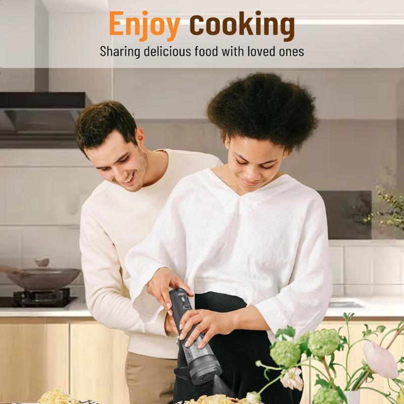 USB C Rechargeable Electric Salt Pepper Grinders With 100ml Large Capacity Clear Window And Dustproof Base For Kitchens