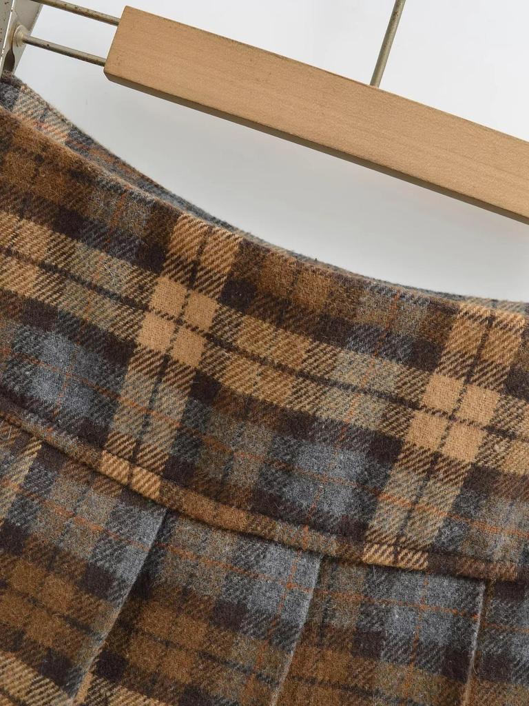 American Retro Low-Waist Plaid A-Line Mini Skirt - Women's College Style, Pleated, for Spring/Autumn