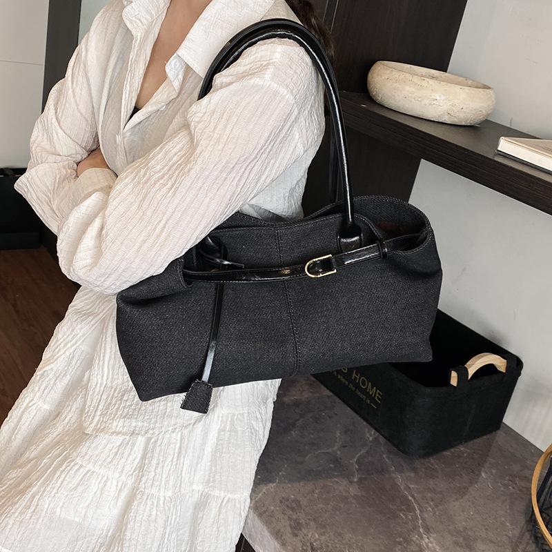 Fashionable Denim Bag Large Capacity Contrasting Color Tote Bag New Bowling Bag One-shoulder Underarm Bag