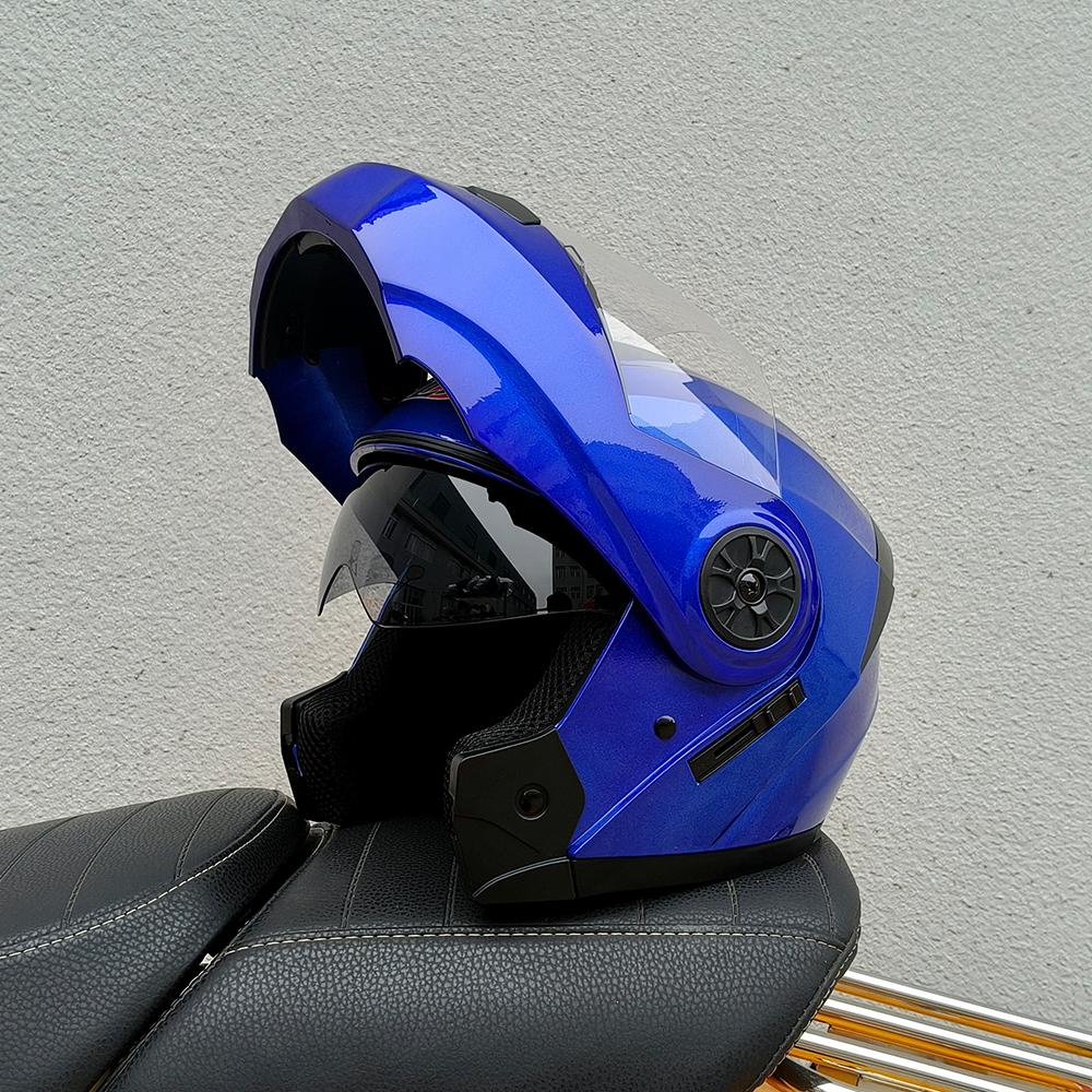 Latest Dual Lens Safety Flip Motorcycle Helmet Interior Visor Fashion Modular Moto Helmet Voyage Racing Men Women DOT Approved