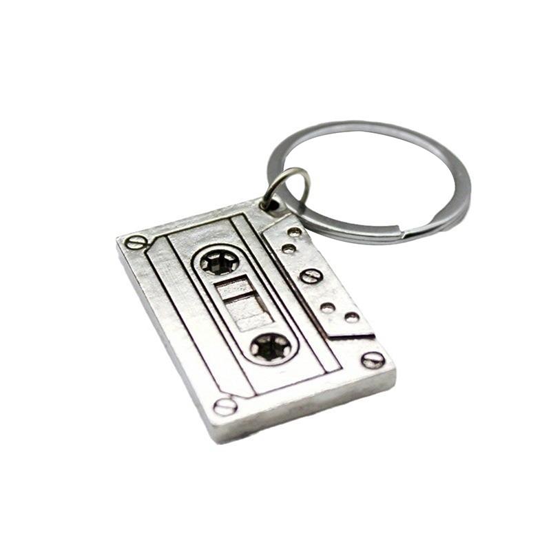 1/2Pcs Vintage Audiotape Keychain Hipster Cool Personality Cool Style Couple Hip Hop Punk Keychain Pendant Jewelry