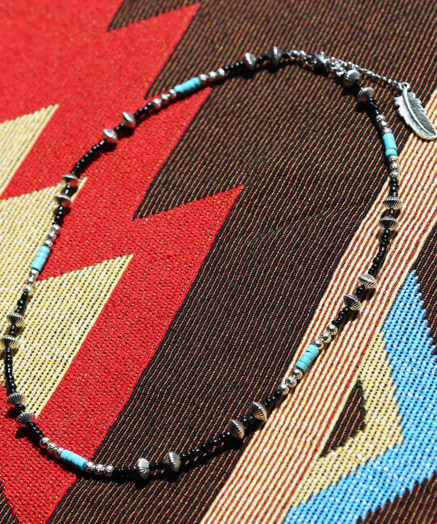 Knd Turquoise & Hogan Beads Necklace
