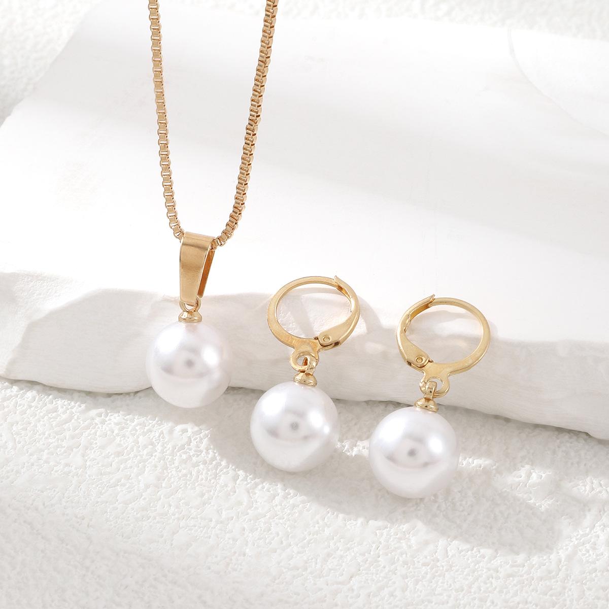 European and American necklace earrings set, temperament pearl earrings necklace set