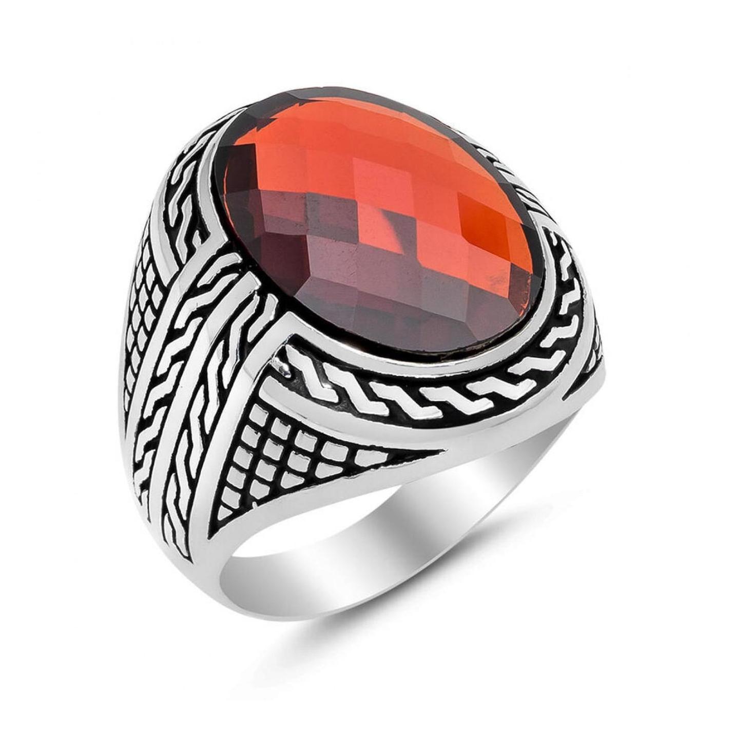 

Серебряное мужское кольцо с граненым красным цирконом и узором из стерлингового серебра