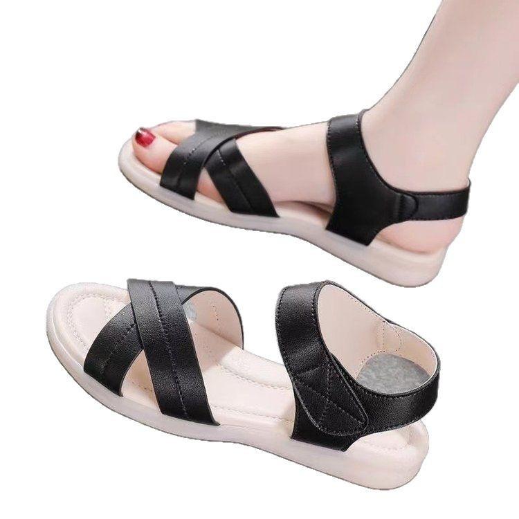 Going Out Soft Leather Soft-soled Sandals Women's 2025 Summer New Fashion Versatile High Sense Sports Mother Beach Sandals
