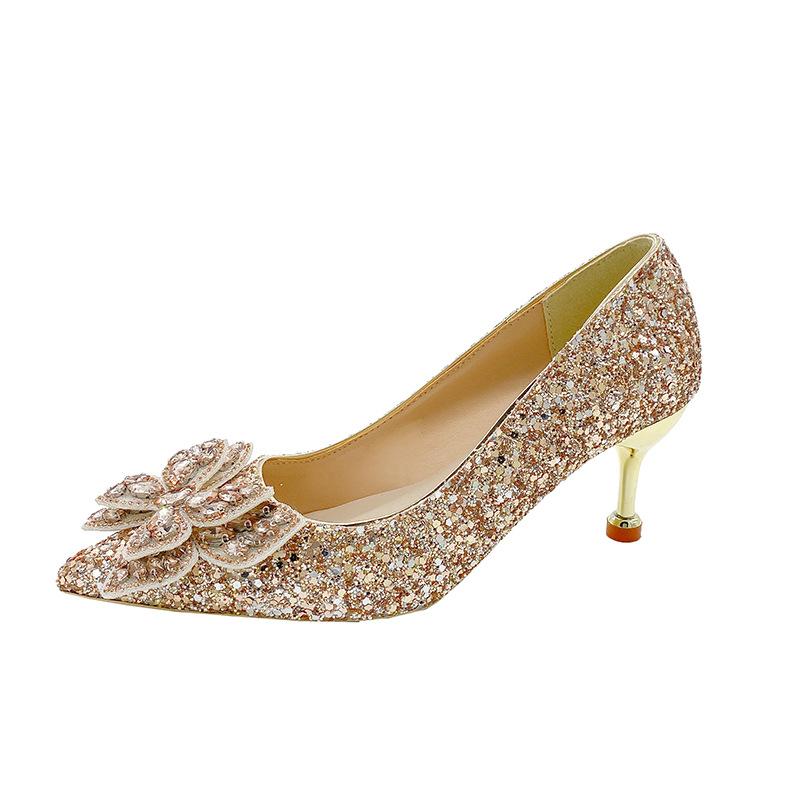 Large size Chinese wedding shoes bridal shoes new crystal sequined wedding show he thin heel pointed single shoes