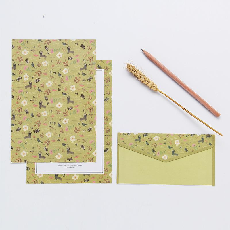 6 Sheets of Letterhead and 3 Envelopes for Mailing Envelopes, Vintage and Beautiful Floral Small Envelopes