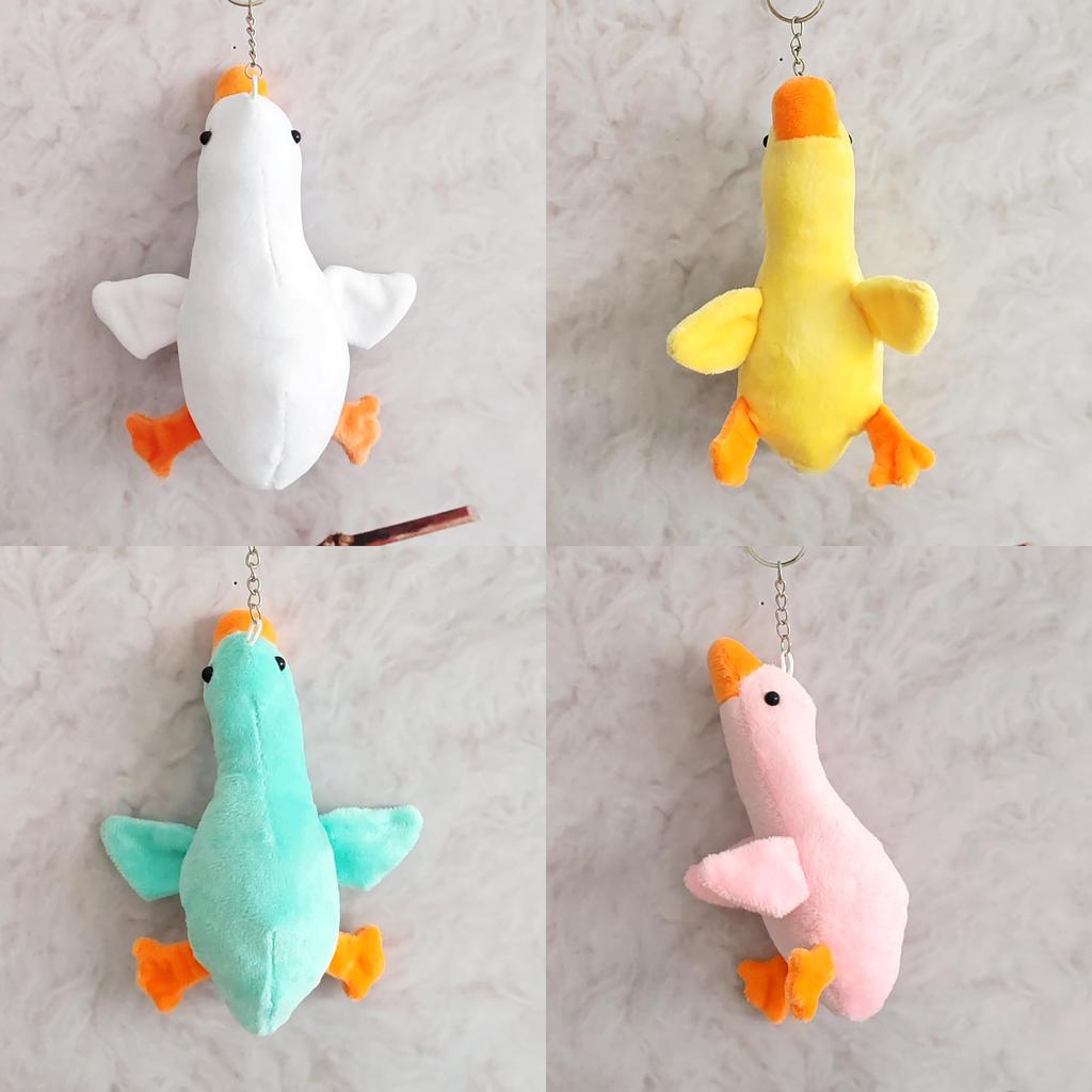 Soft Plush Goose Pendant Key Holder With Comfortable Pp Cotton Fill For Everyday Use