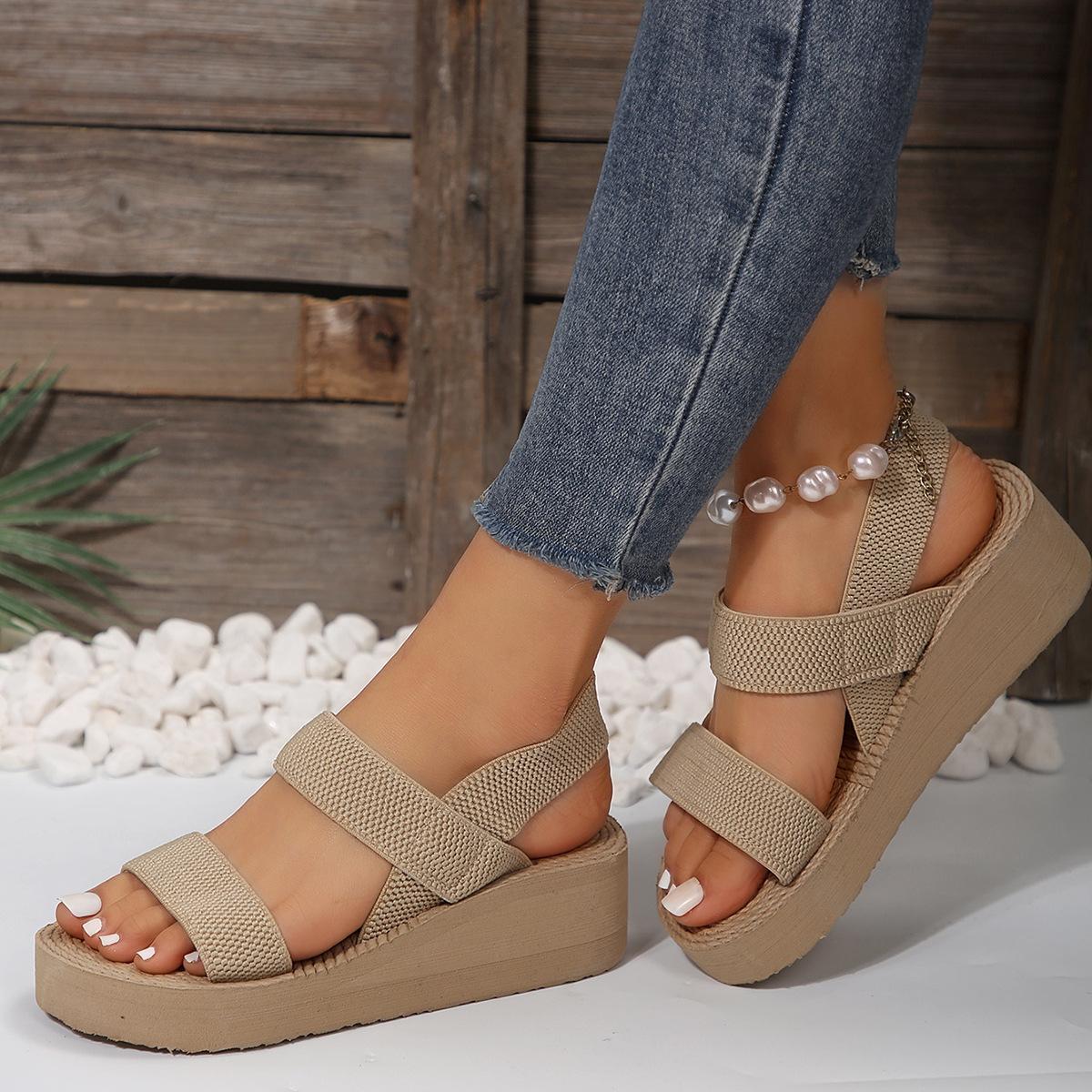 

Женские модные противоскользящие износостойкие сандалии на высоком каблуке с мягкой подошвой и черным поясом 41 бежевый