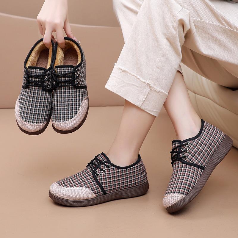 Winter Old Beijing Women's Velvet Thickened Non-slip Lightweight Warm Middle-aged Cotton Boots Non-slip One-pedal Mother Cotton Boots